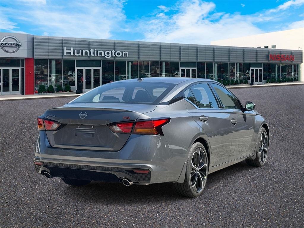 new 2025 Nissan Altima car