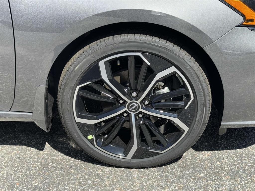 new 2025 Nissan Altima car