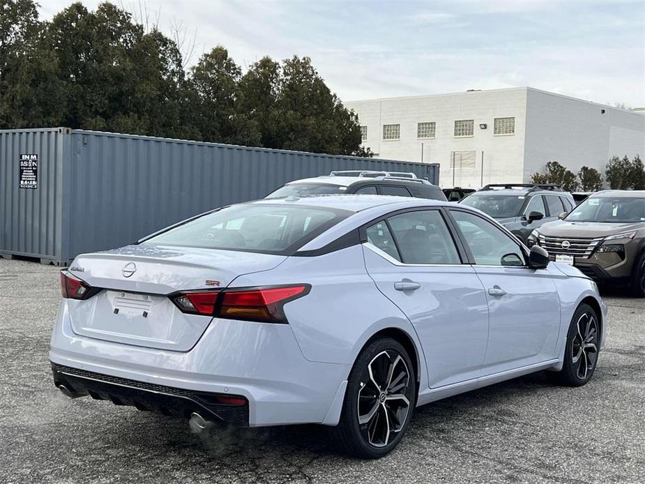 new 2025 Nissan Altima car, priced at $28,900