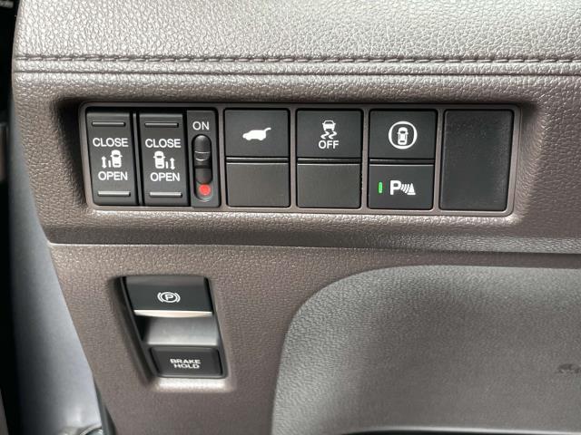 used 2023 Honda Odyssey car, priced at $41,244