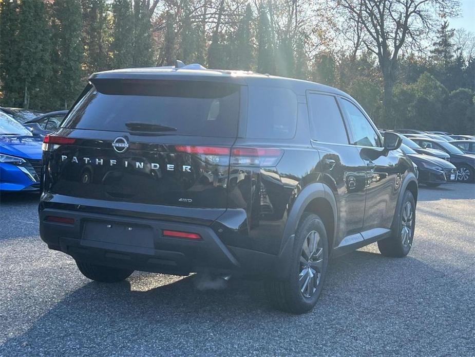 new 2024 Nissan Pathfinder car, priced at $37,900