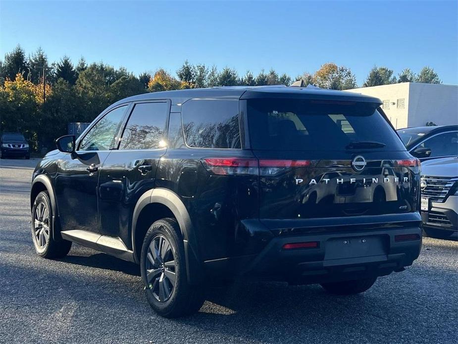 new 2024 Nissan Pathfinder car, priced at $37,900