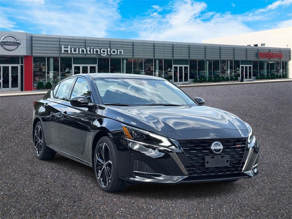 new 2025 Nissan Altima car