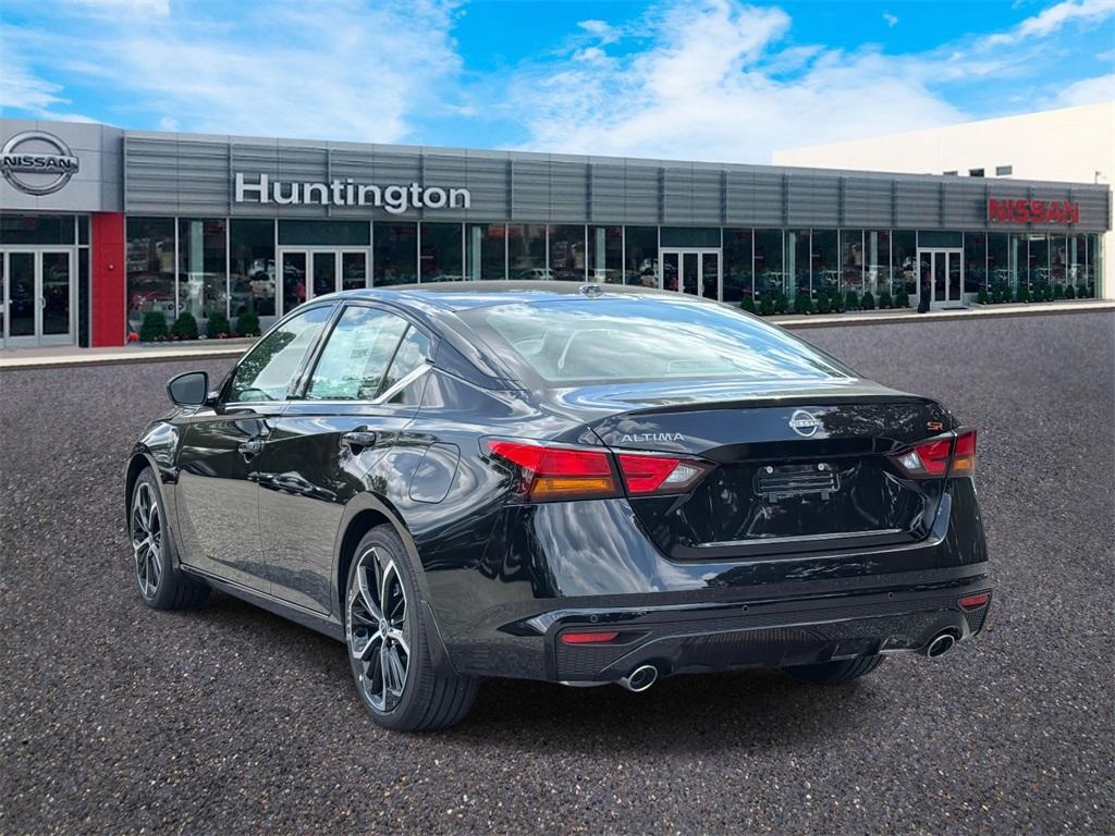 new 2025 Nissan Altima car