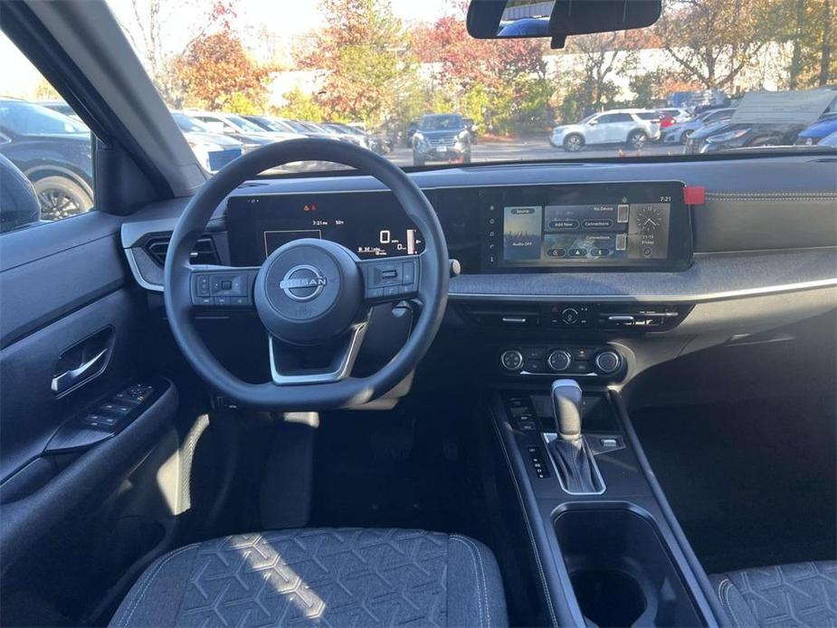 new 2025 Nissan Kicks car, priced at $26,500