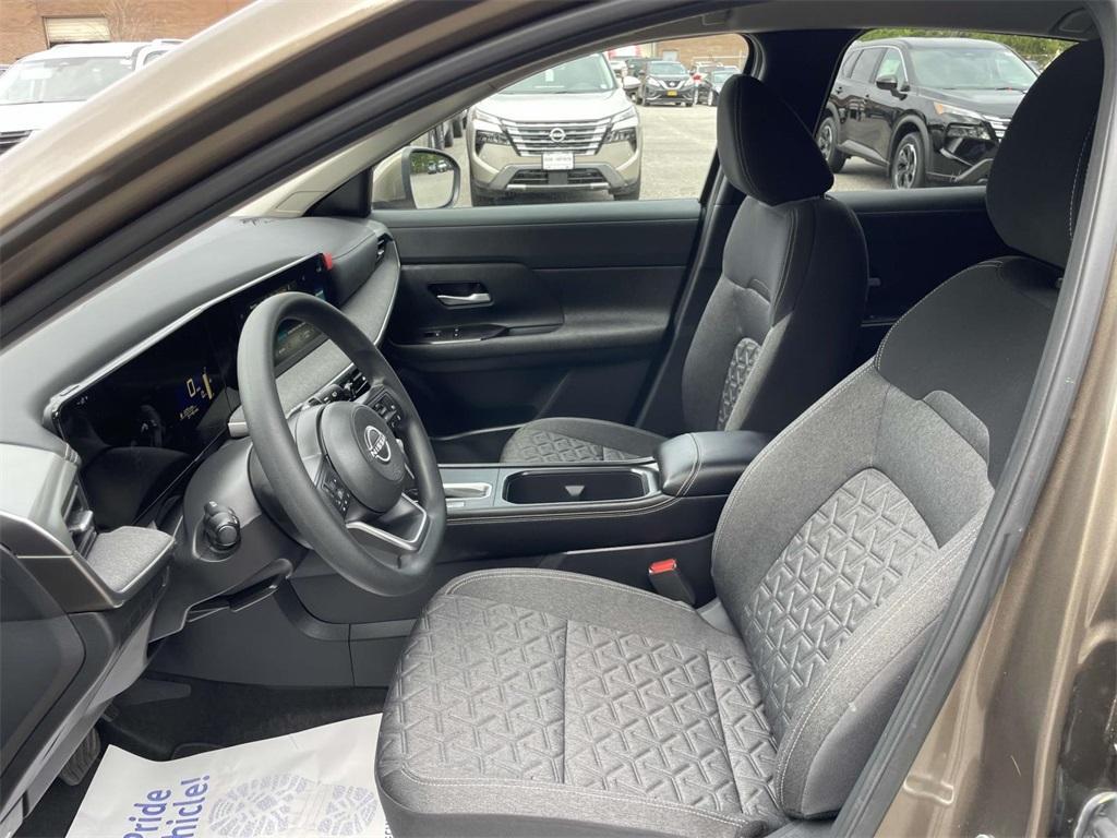 used 2025 Nissan Kicks car, priced at $23,106