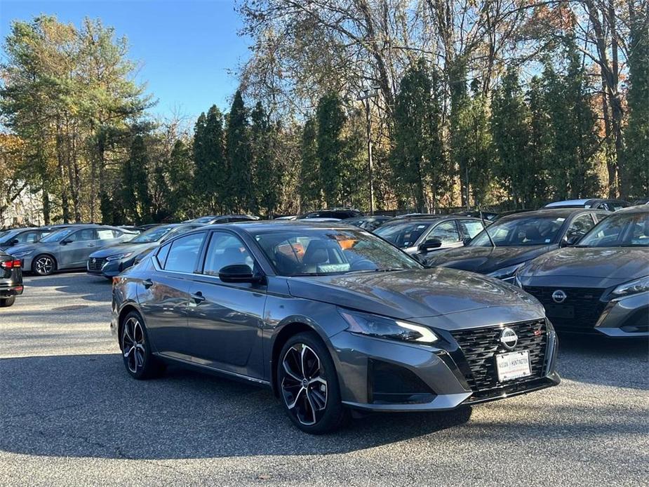 new 2025 Nissan Altima car, priced at $31,400