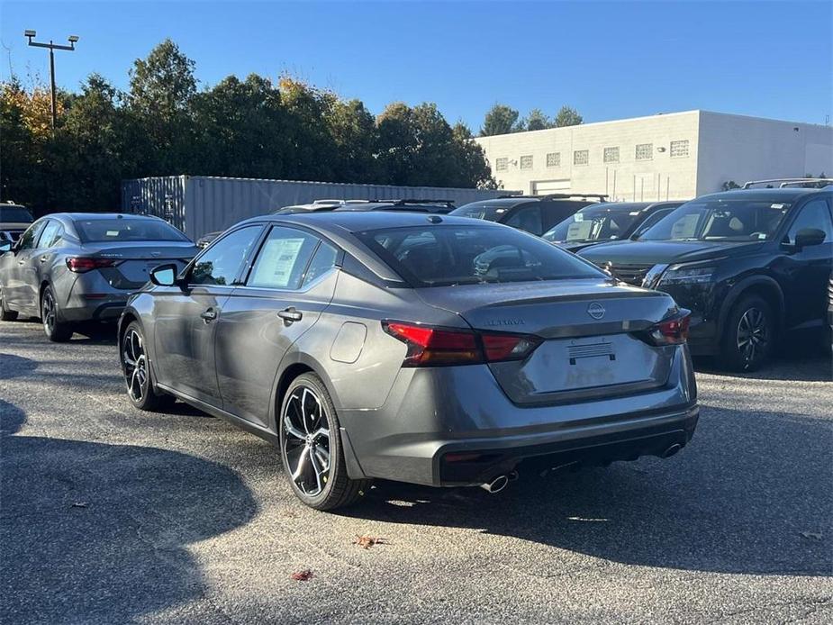 new 2025 Nissan Altima car, priced at $31,400