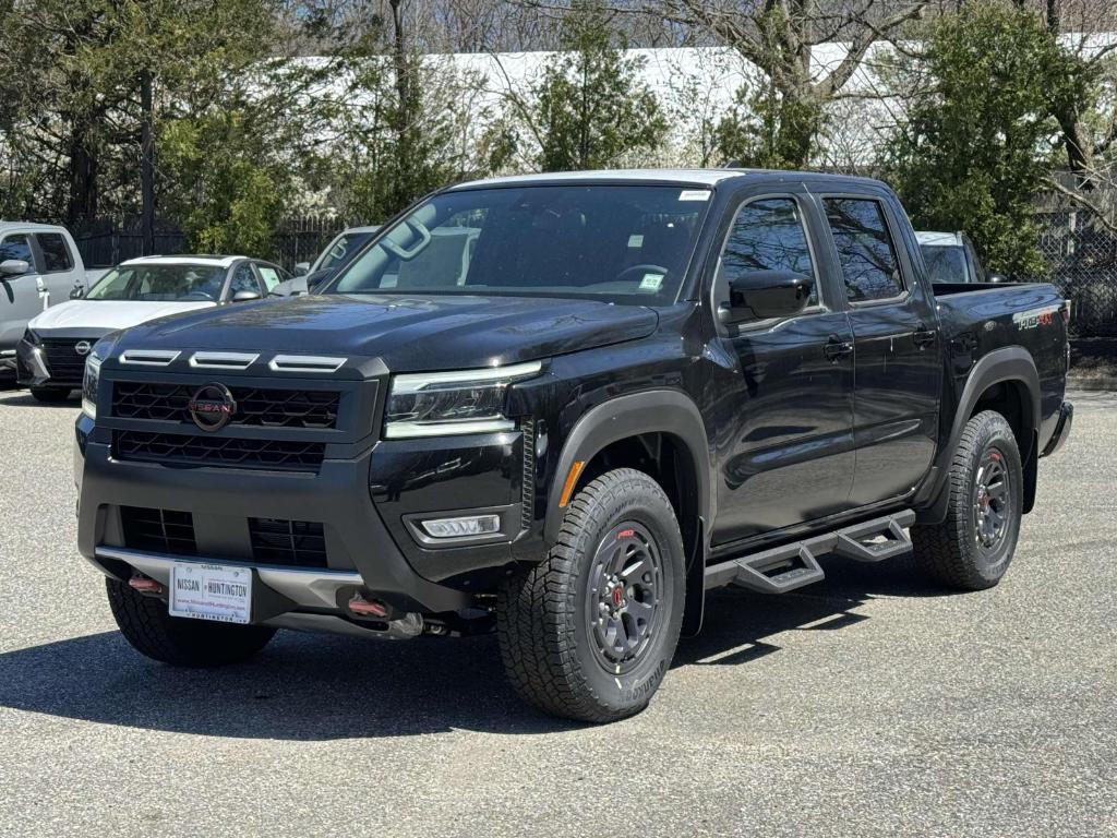 new 2025 Nissan Frontier car