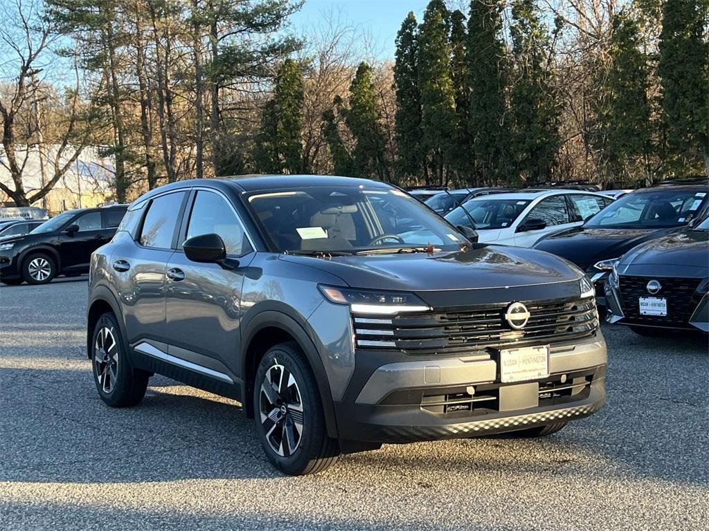 new 2025 Nissan Kicks car, priced at $26,500