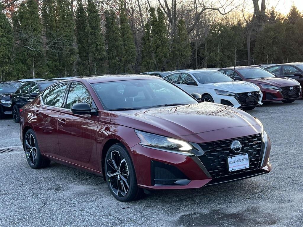 new 2025 Nissan Altima car, priced at $30,900