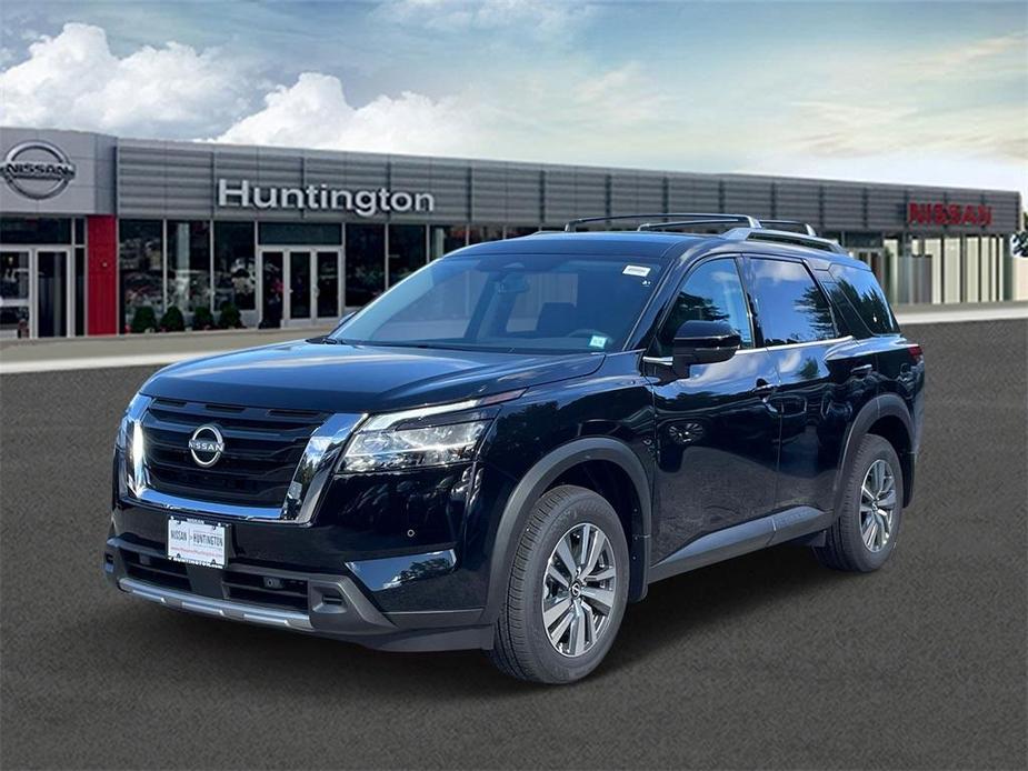 new 2024 Nissan Pathfinder car, priced at $40,300