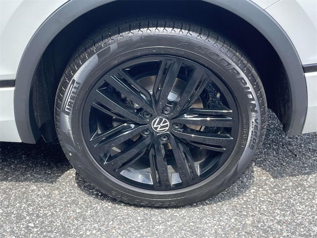 used 2022 Volkswagen Tiguan car, priced at $25,038