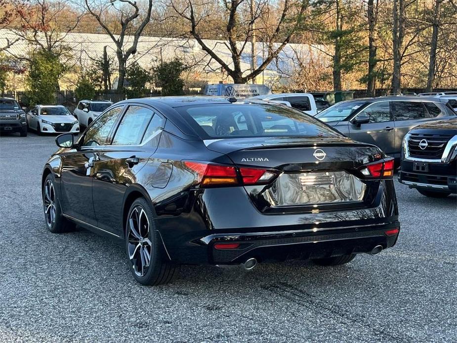 new 2025 Nissan Altima car, priced at $30,300