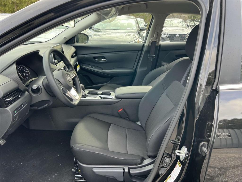 new 2025 Nissan Sentra car, priced at $22,900