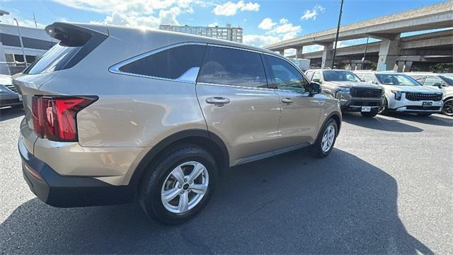 used 2021 Kia Sorento car, priced at $22,841