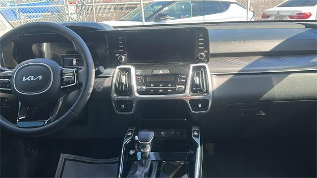 used 2022 Kia Sorento car, priced at $33,688