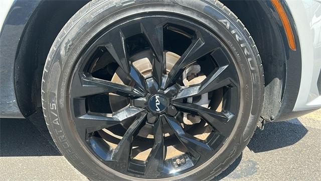 used 2022 Kia Sorento car, priced at $33,688