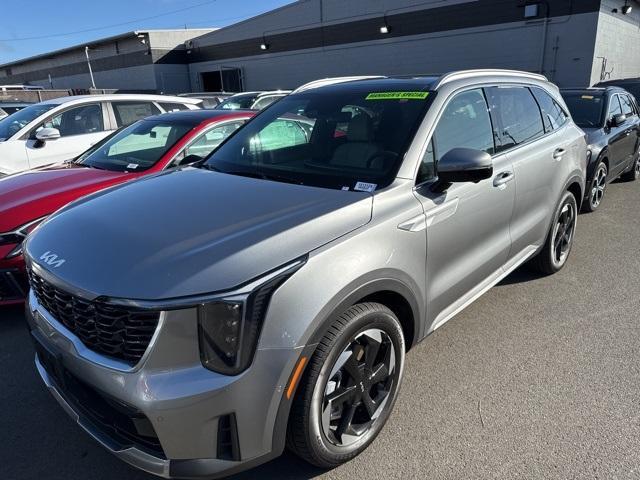 used 2025 Kia Sorento Plug-In Hybrid car, priced at $51,995