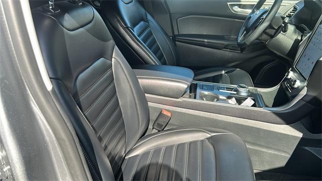 used 2024 Ford Edge car, priced at $23,997