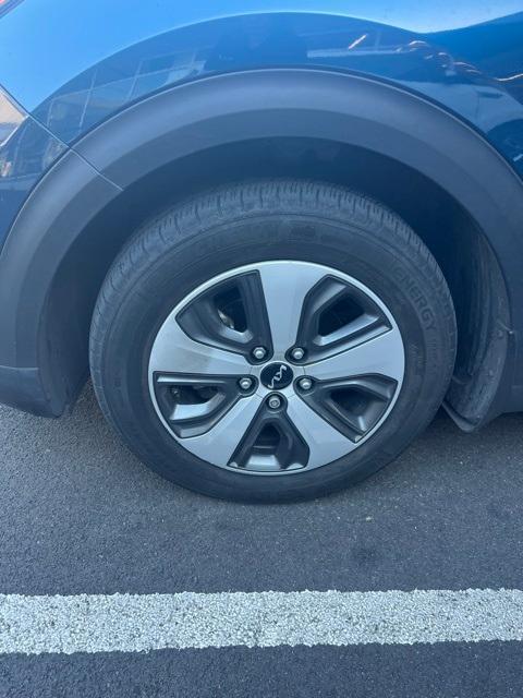 used 2022 Kia Niro car, priced at $20,887