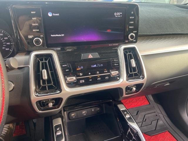 used 2022 Kia Sorento Plug-In Hybrid car, priced at $34,995