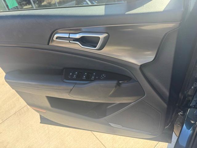 used 2023 Kia Sportage Hybrid car, priced at $27,695
