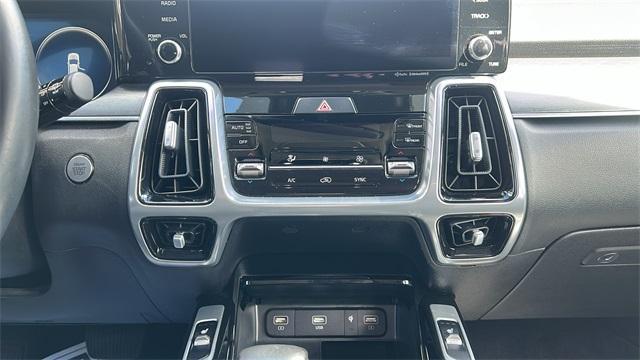 used 2023 Kia Sorento car, priced at $31,997