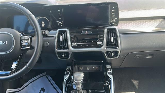 used 2023 Kia Sorento car, priced at $31,997