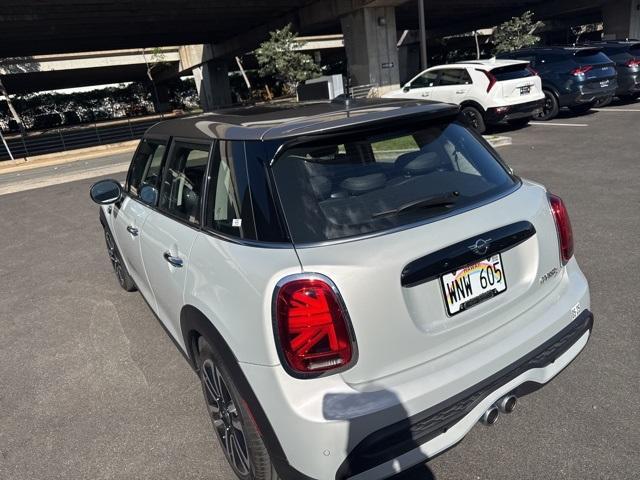 used 2022 MINI Hardtop car, priced at $27,994