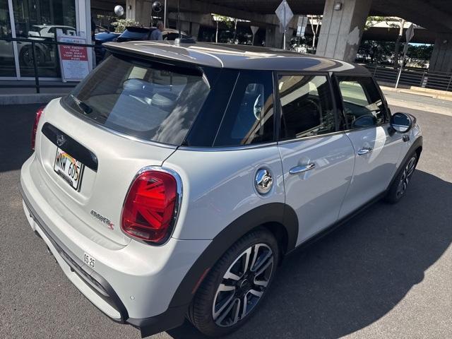 used 2022 MINI Hardtop car, priced at $27,994