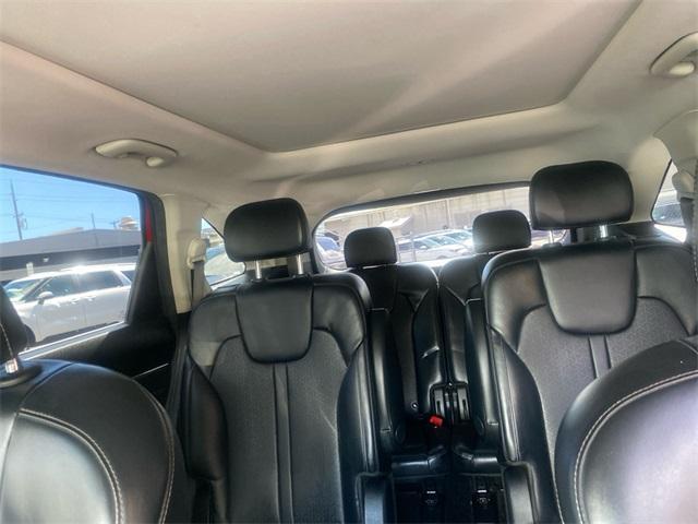used 2022 Kia Sorento Plug-In Hybrid car, priced at $30,498