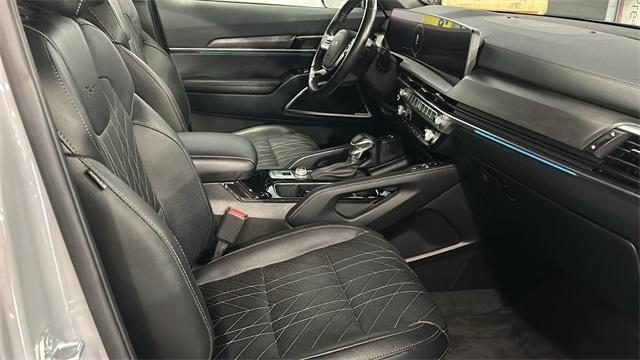 used 2024 Kia Telluride car, priced at $45,897