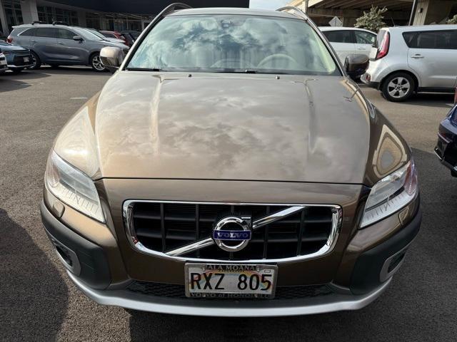 used 2013 Volvo XC70 car, priced at $15,495