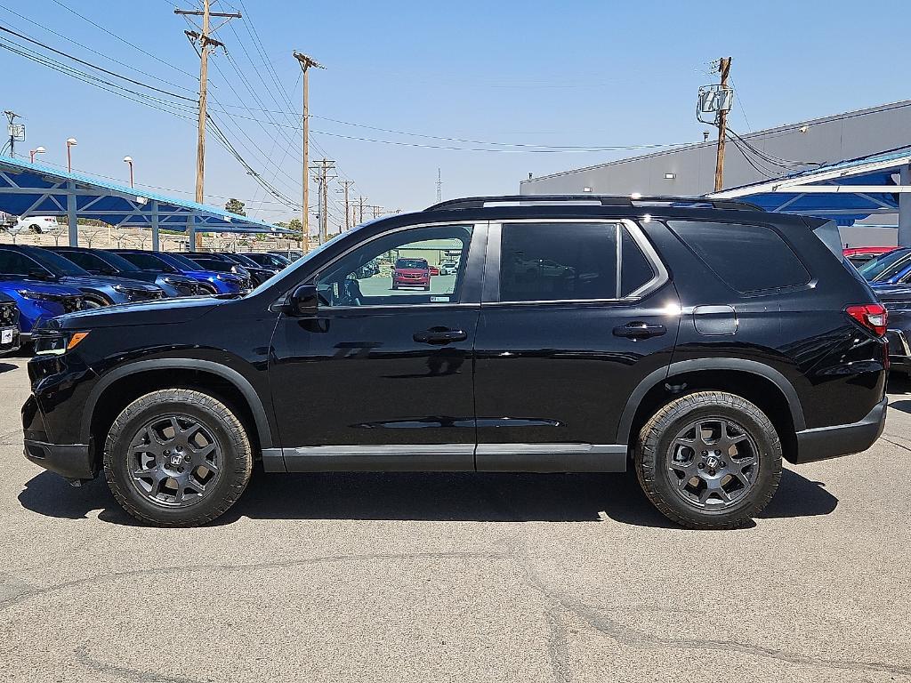 new 2025 Honda Pilot car, priced at $50,850