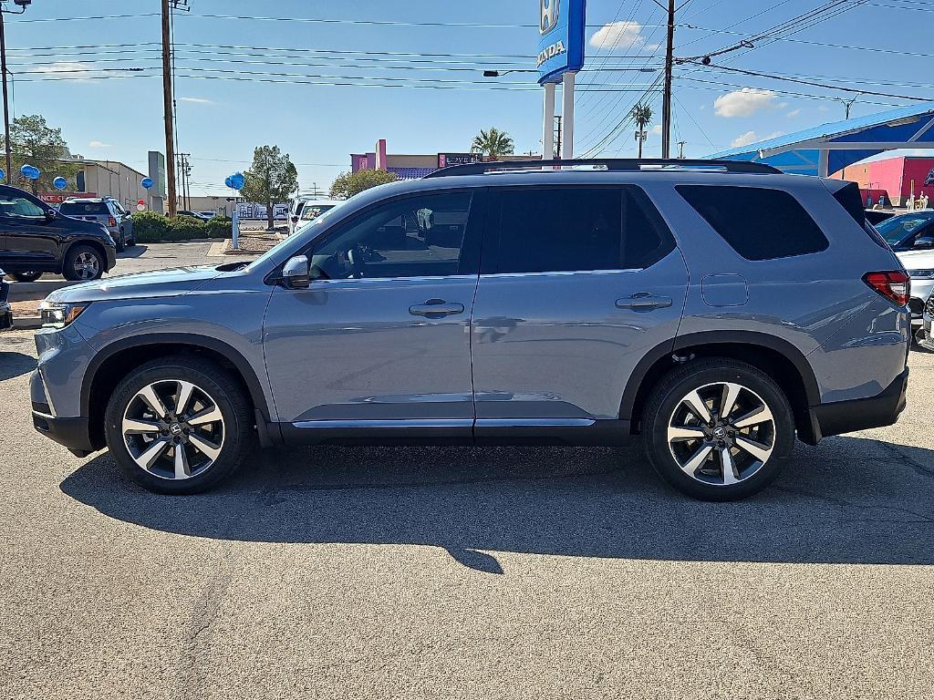 new 2025 Honda Pilot car, priced at $55,760