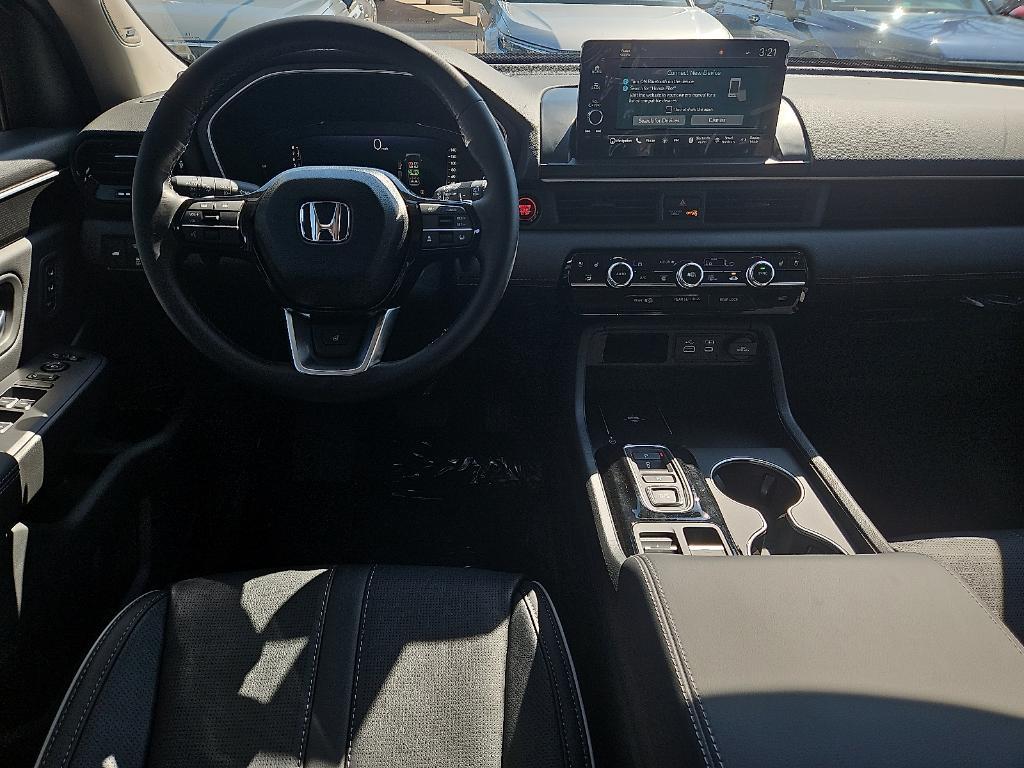new 2025 Honda Pilot car, priced at $55,760