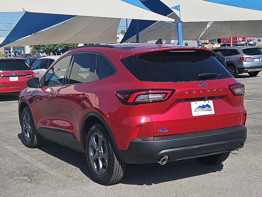 used 2025 Ford Escape car, priced at $27,991