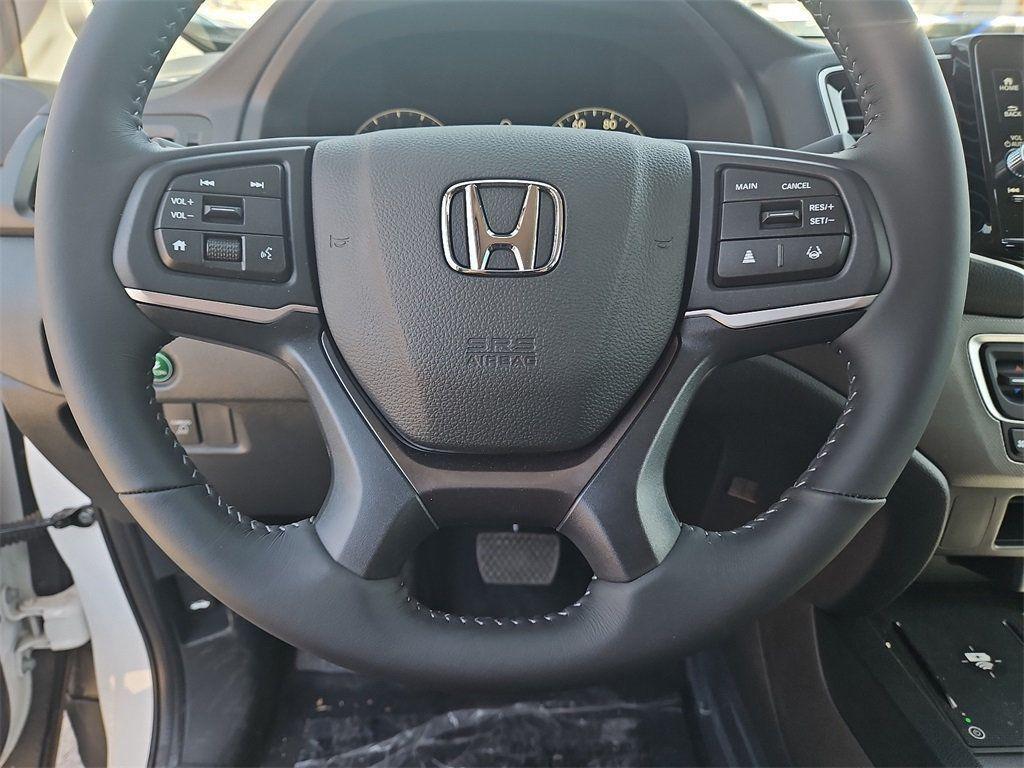 new 2025 Honda Ridgeline car, priced at $42,000