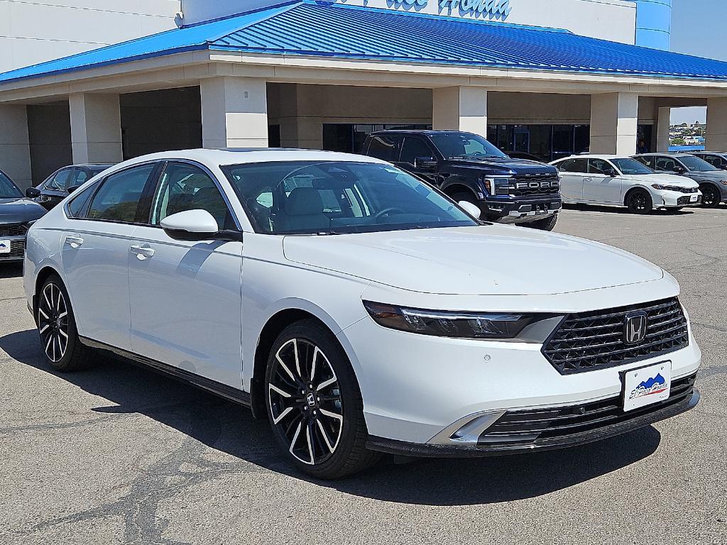 new 2025 Honda Accord Hybrid car, priced at $40,905