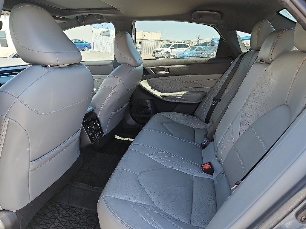 used 2019 Toyota Avalon car, priced at $25,991