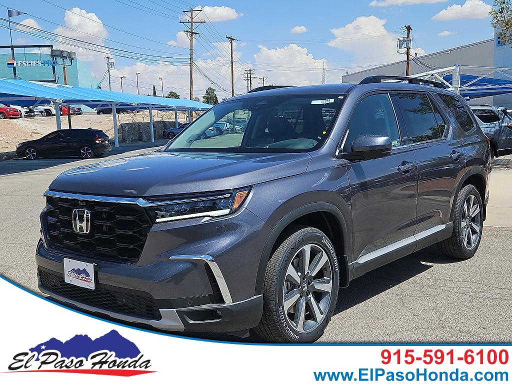 new 2025 Honda Pilot car, priced at $54,530
