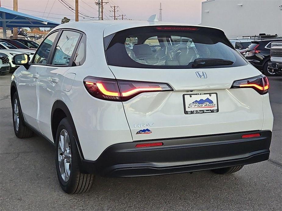 new 2025 Honda HR-V car, priced at $27,205