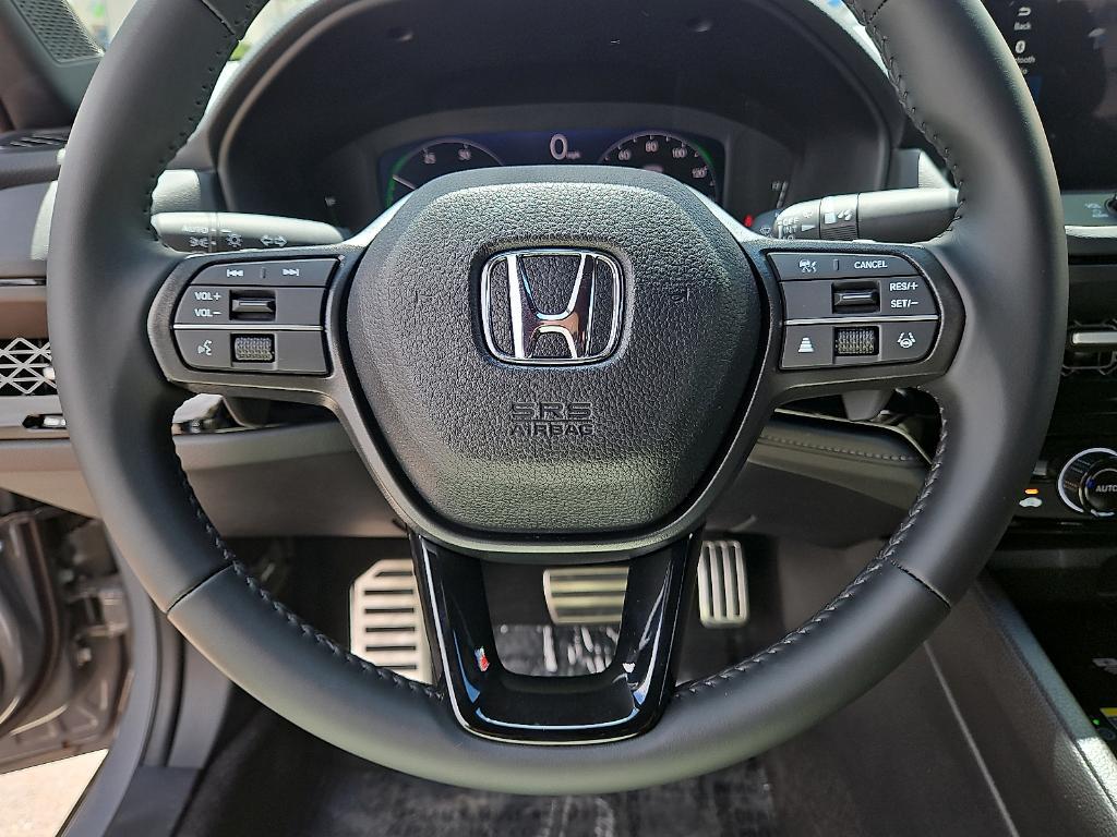 new 2025 Honda Accord Hybrid car, priced at $35,260