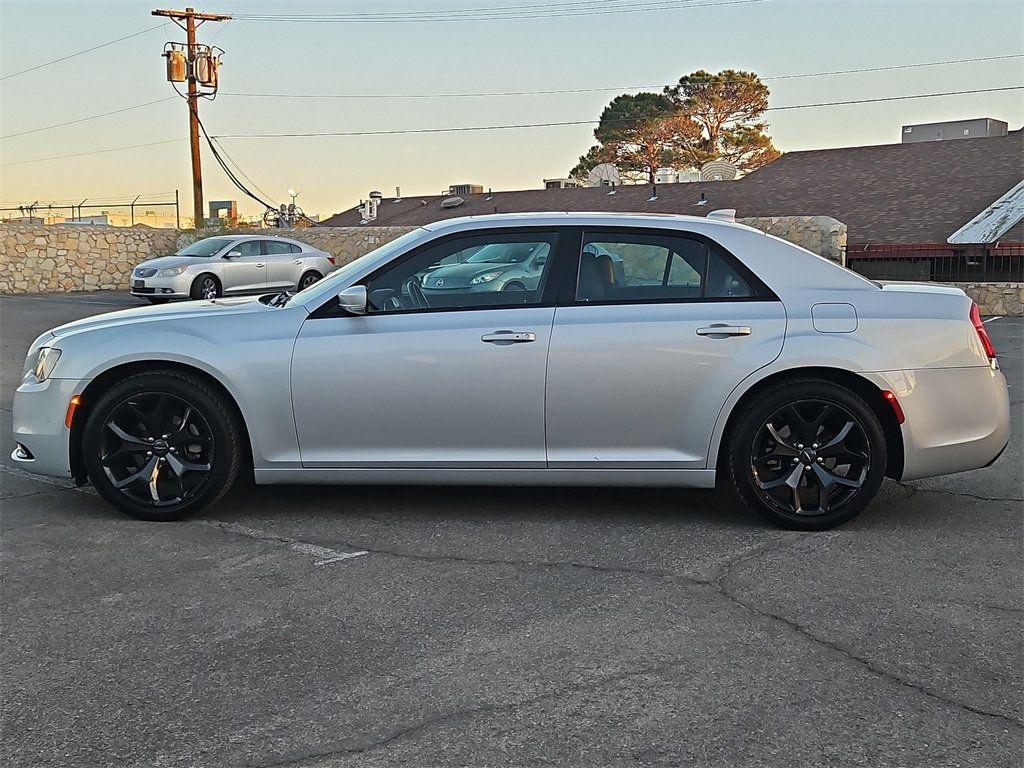 used 2022 Chrysler 300 car, priced at $26,391