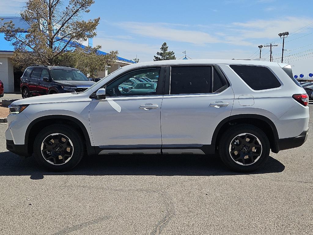 new 2025 Honda Pilot car, priced at $49,705