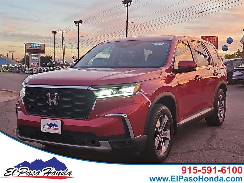 new 2025 Honda Pilot car, priced at $45,350