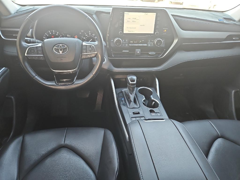 used 2020 Toyota Highlander car, priced at $31,991