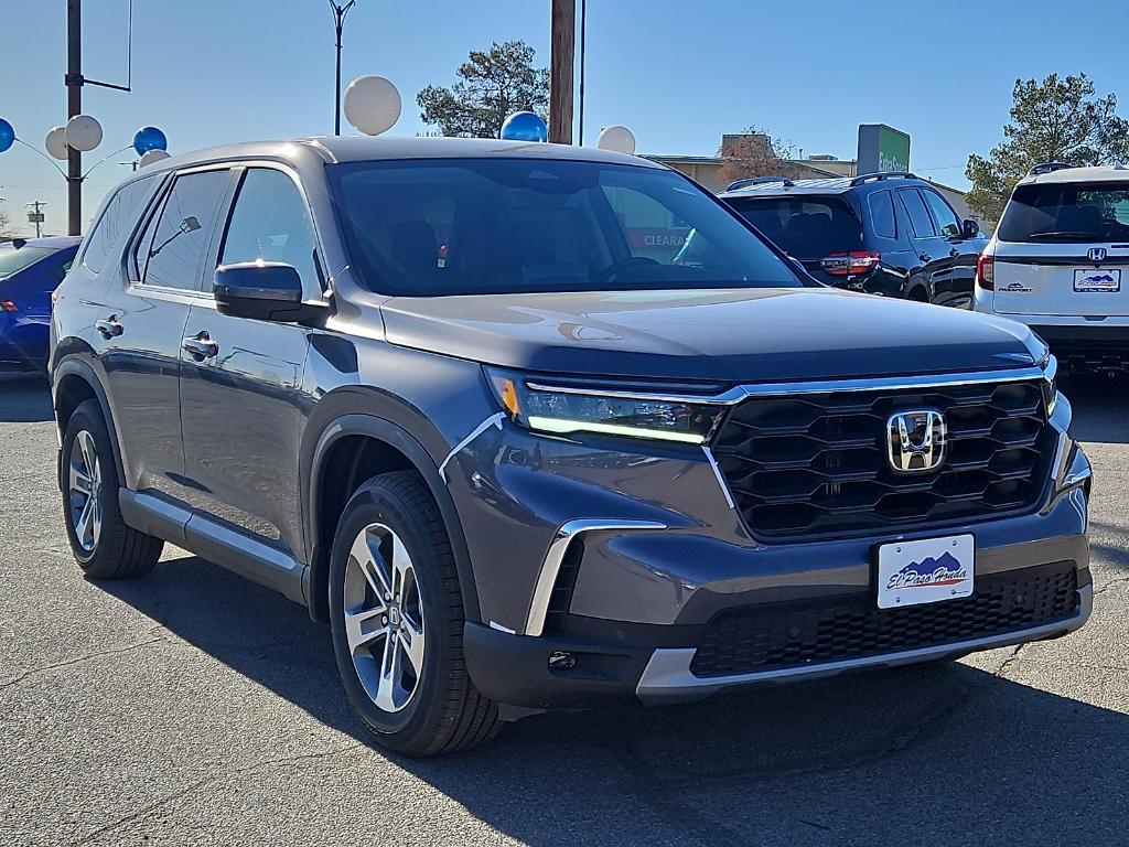 new 2025 Honda Pilot car, priced at $47,725