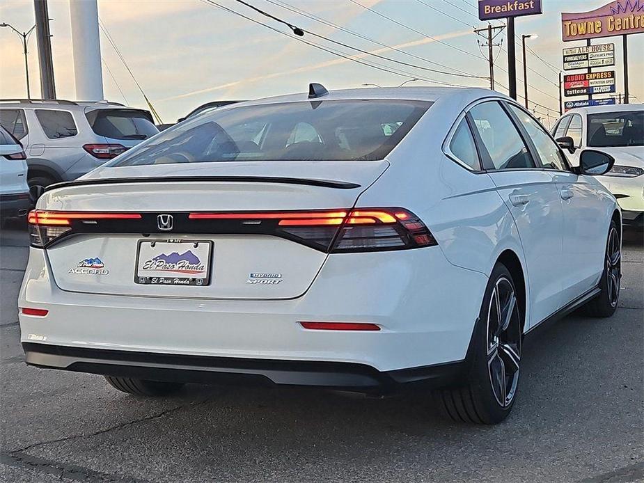 new 2025 Honda Accord Hybrid car, priced at $35,205